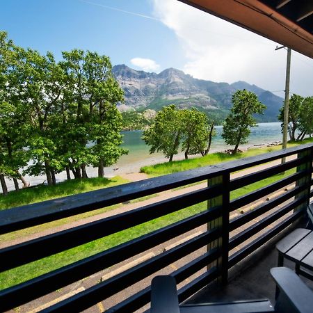 Bayshore Inn & Spa Waterton Park Eksteriør billede